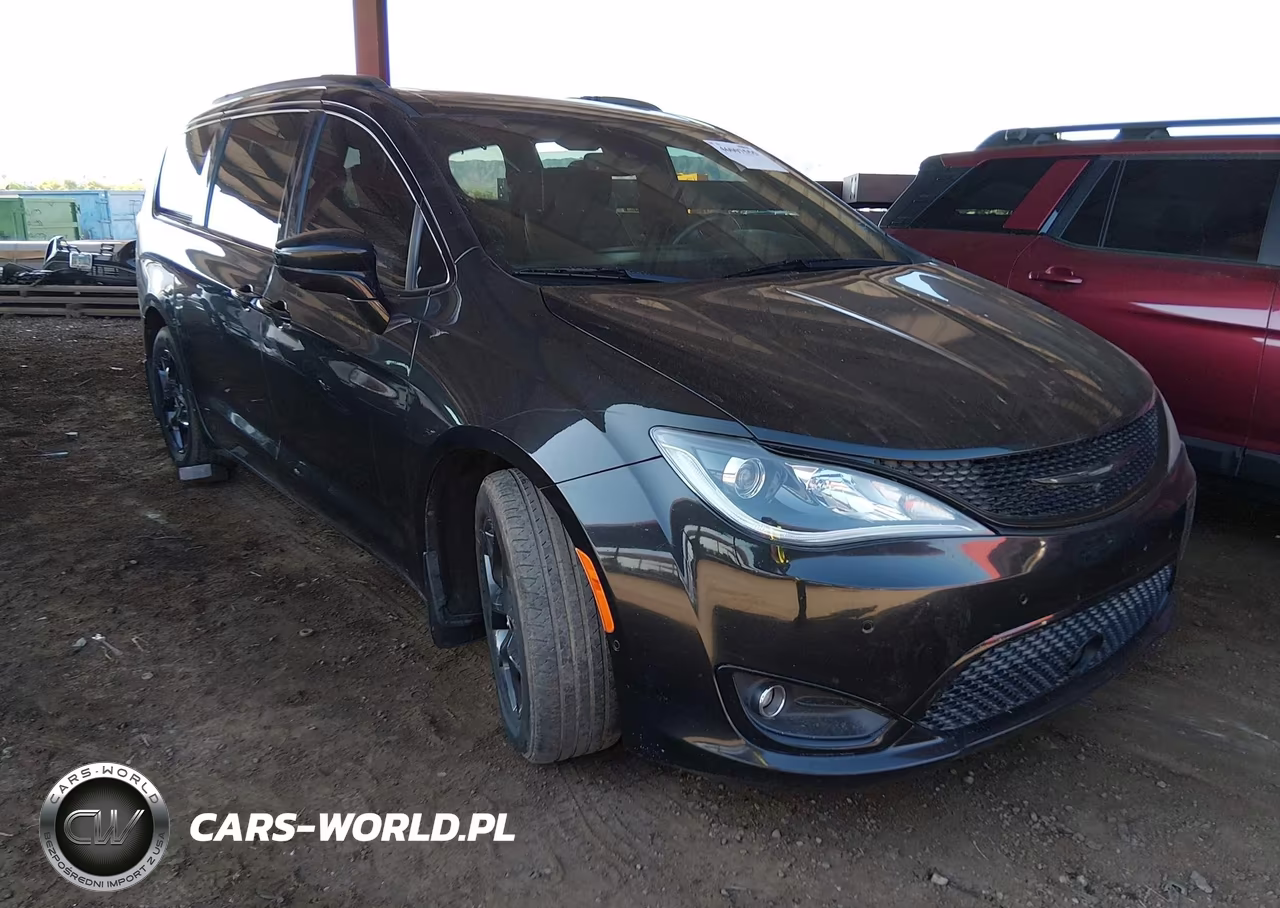 2019 Chrysler Pacifica Touring L Plus