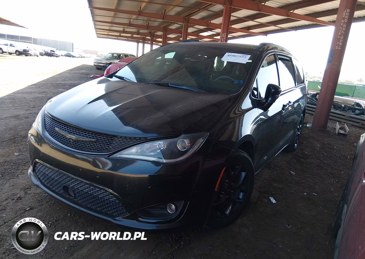 2019 Chrysler Pacifica Touring L Plus VIN:2C4RC1EG5KR738072 - 2