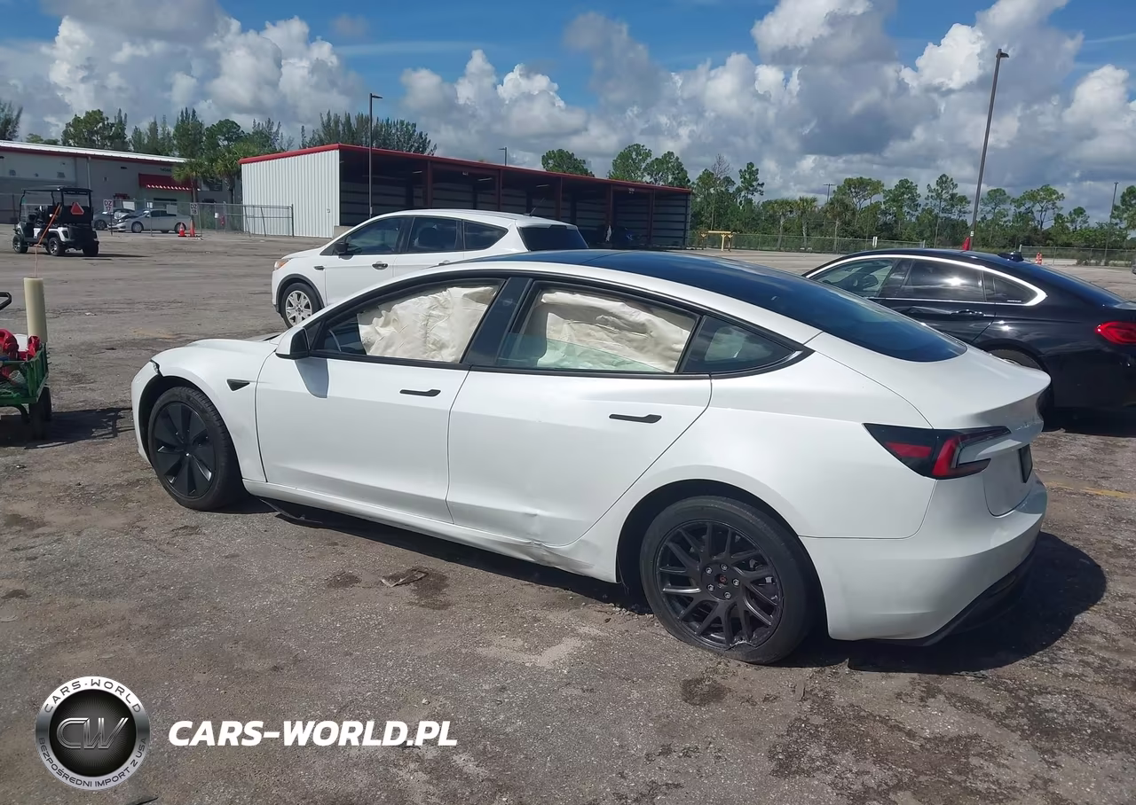 2024 Tesla Model 3 Long Range Dual Motor All-Wheel Drive-Rear-Wheel Drive VIN:5YJ3E1EA4RF744592 - 3
