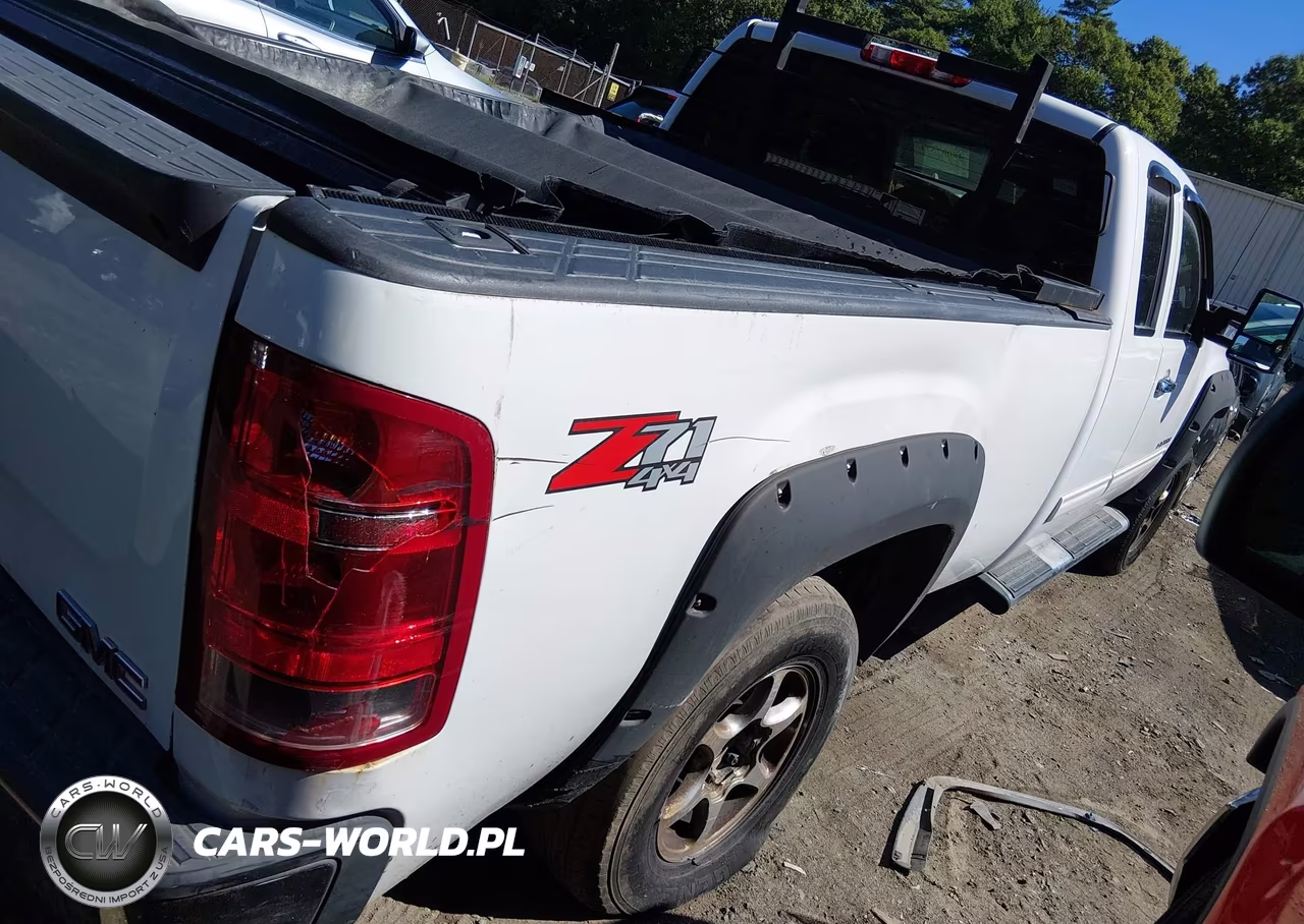 2010 GMC Sierra 1500 Sle VIN:1GTSKVE06AZ285647 - 4