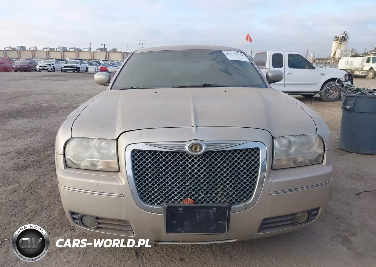 2006 Chrysler 300 Touring VIN:2C3KA53G26H353053 - 6