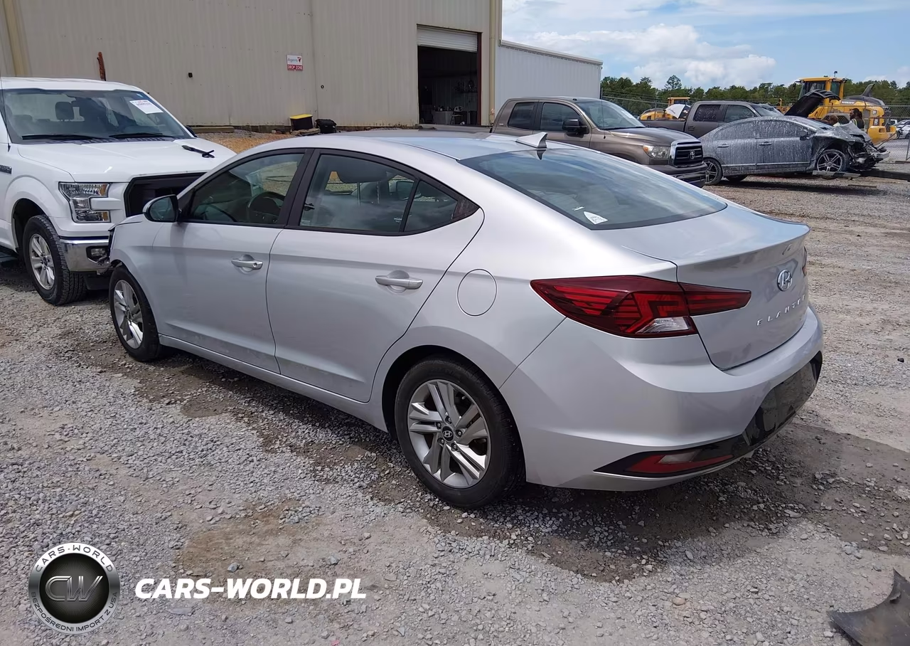 2019 Hyundai Elantra Sel VIN:KMHD84LF6KU730360 - 3
