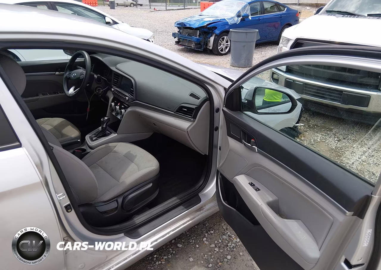 2019 Hyundai Elantra Sel VIN:KMHD84LF6KU730360 - 5