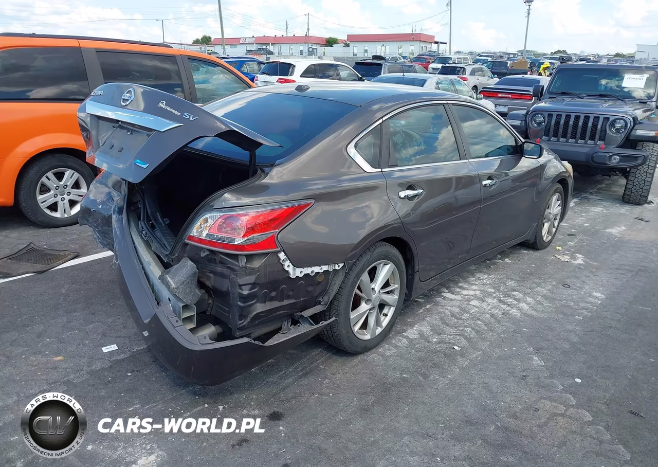 2014 Nissan Altima 2.5 Sv VIN:1N4AL3AP4EC111655 - 4