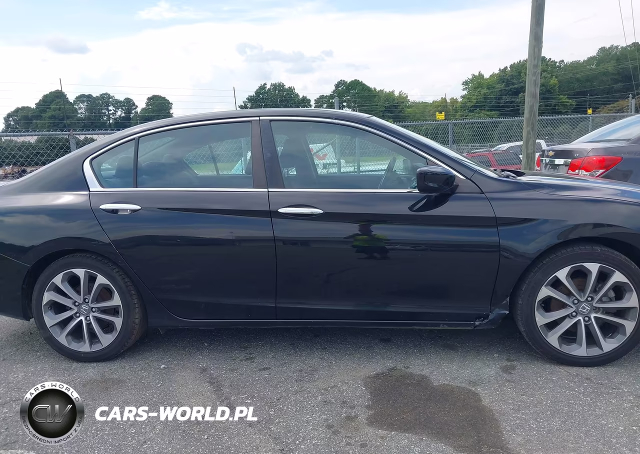 2013 Honda Accord Sport VIN:1HGCR2F57DA084627 - 13