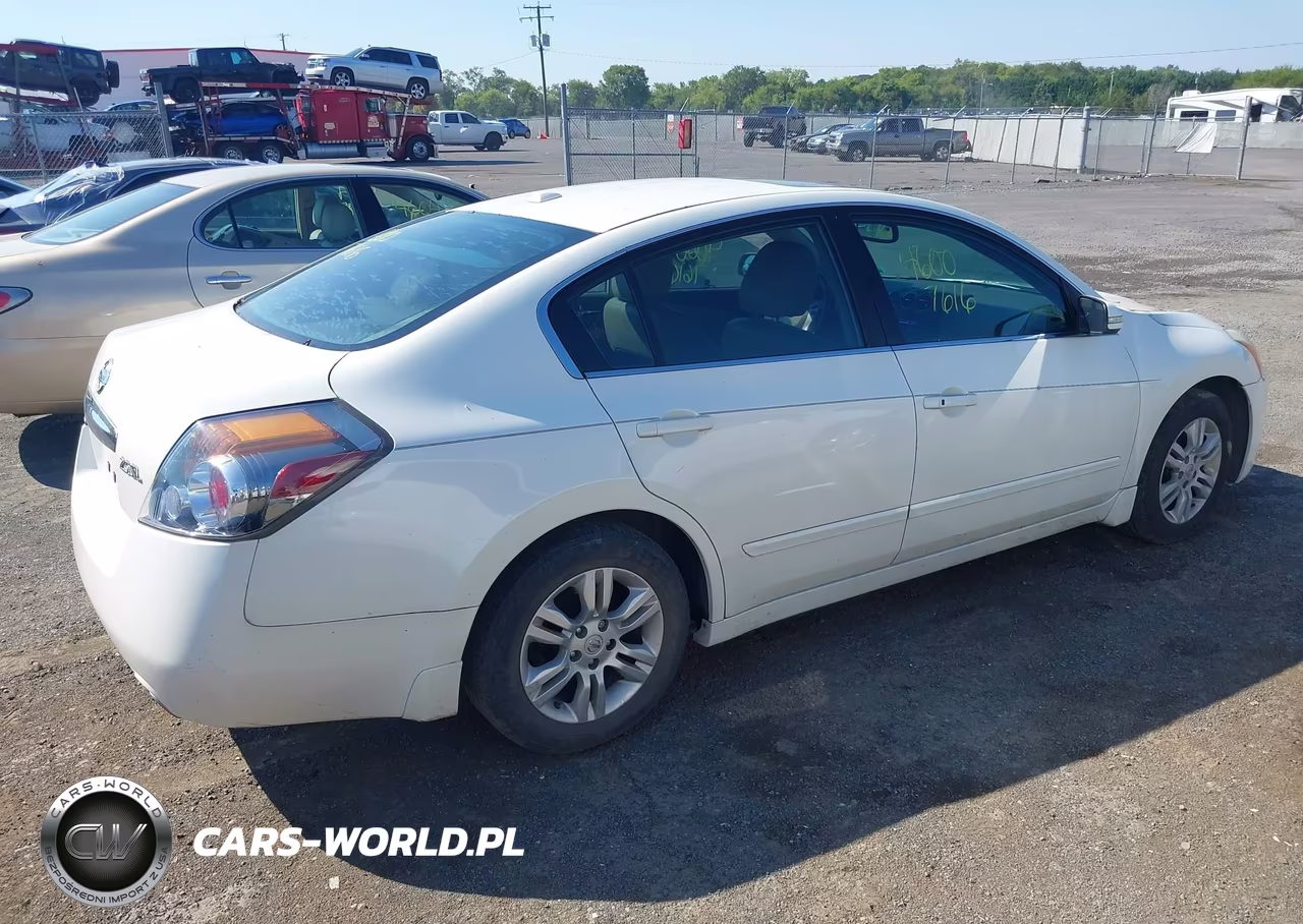 2010 Nissan Altima 2.5 S VIN:1N4AL2AP2AN550880 - 4