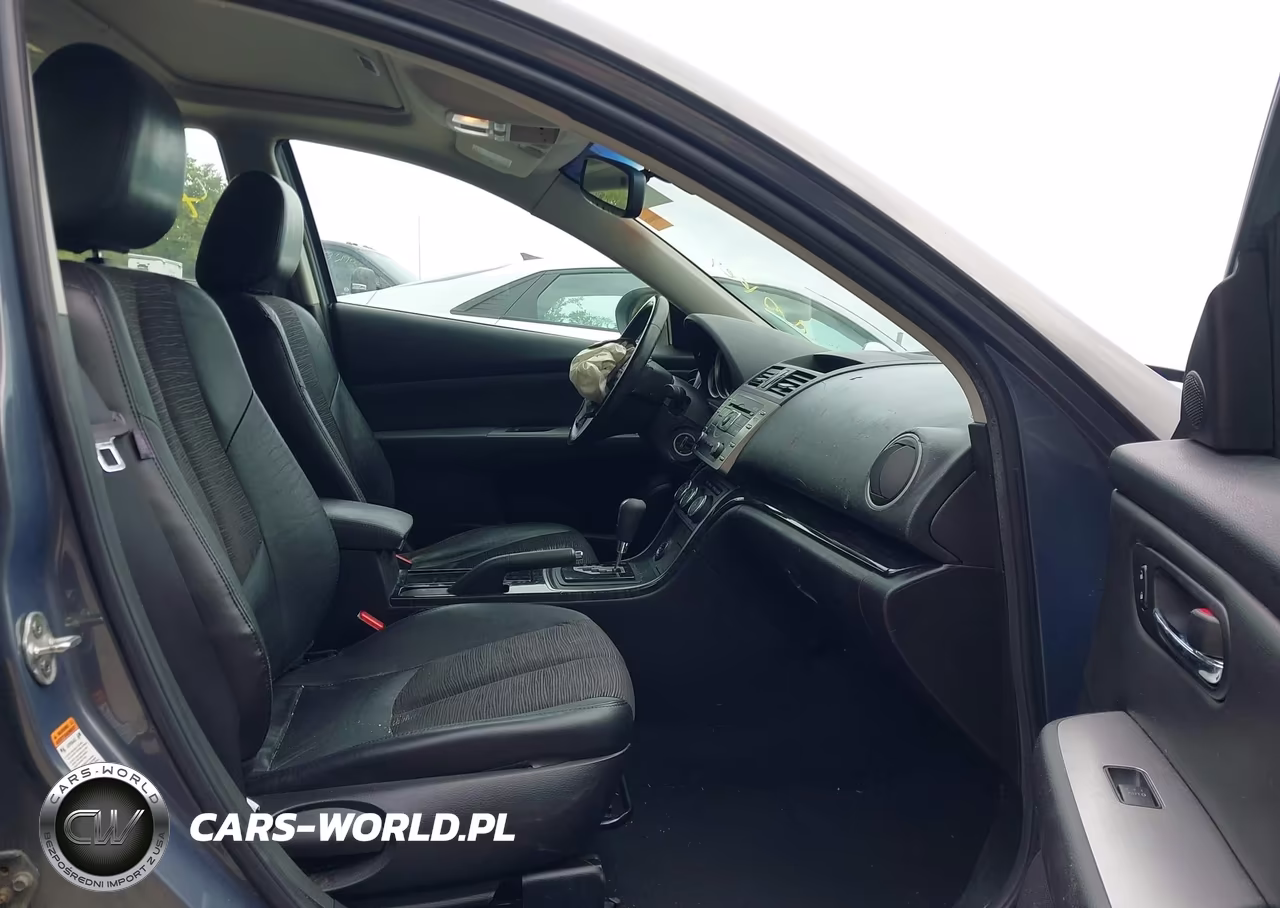 2009 Mazda Mazda6 VIN:1YVHP82A095M23335 - 5
