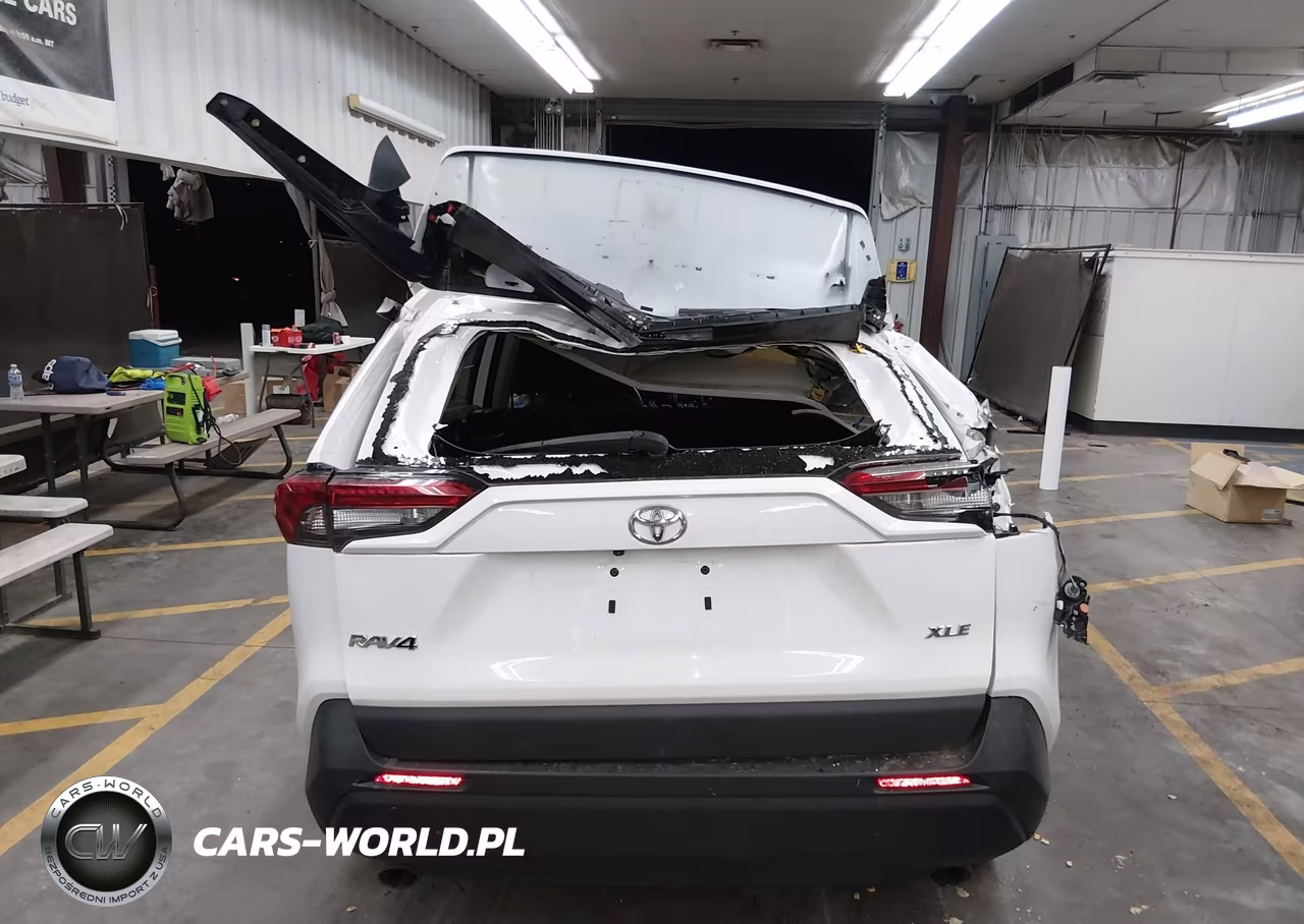 2022 Toyota Rav4 Xle VIN:2T3W1RFV6NC197176 - 16