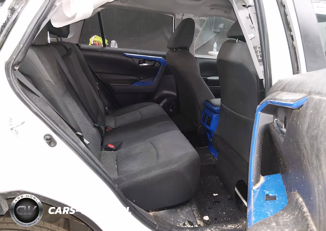 2022 Toyota Rav4 Xle VIN:2T3W1RFV6NC197176 - 8