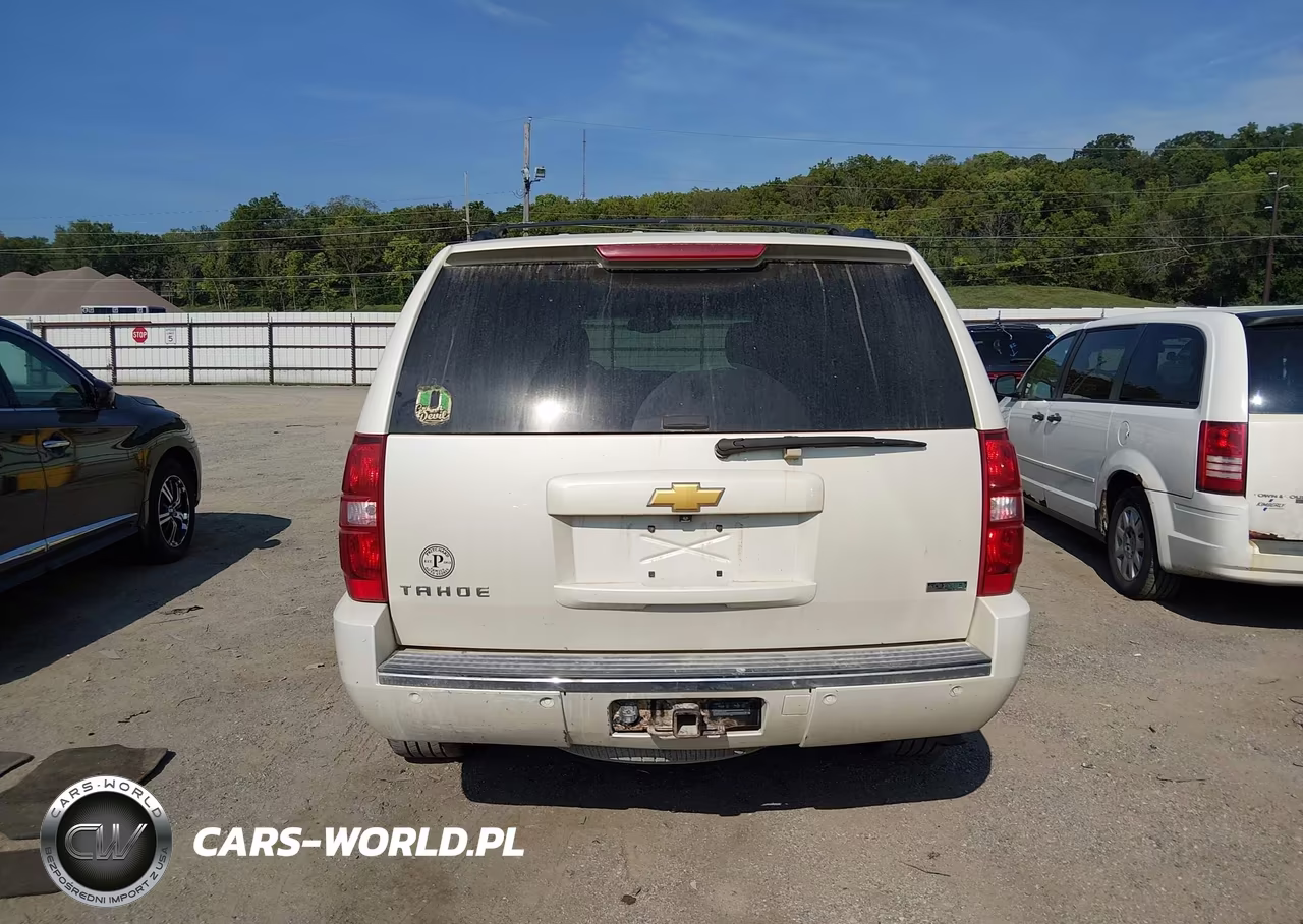 2012 Chevrolet Tahoe Ltz VIN:1GNSKCE06CR287834 - 17