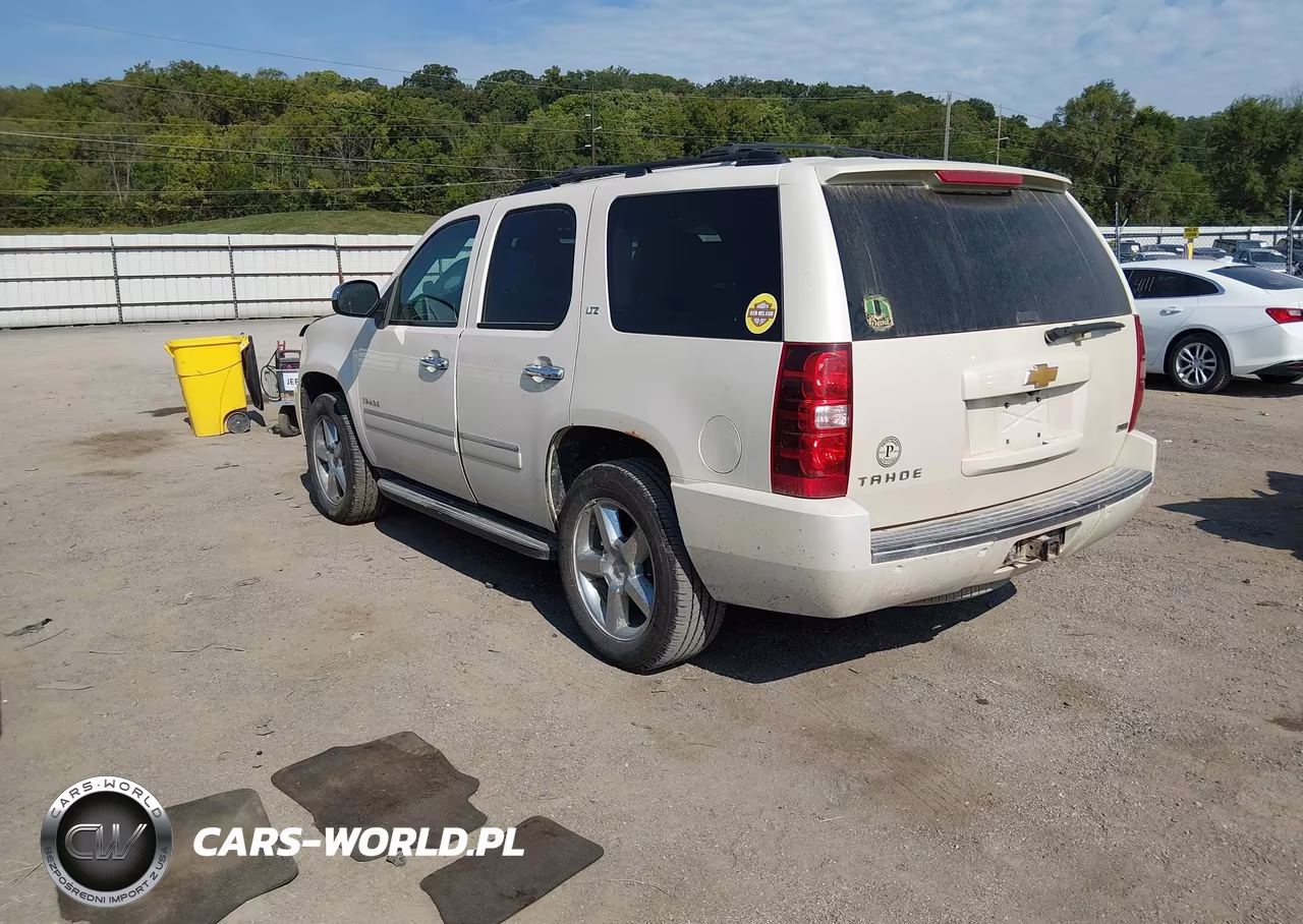 2012 Chevrolet Tahoe Ltz VIN:1GNSKCE06CR287834 - 3
