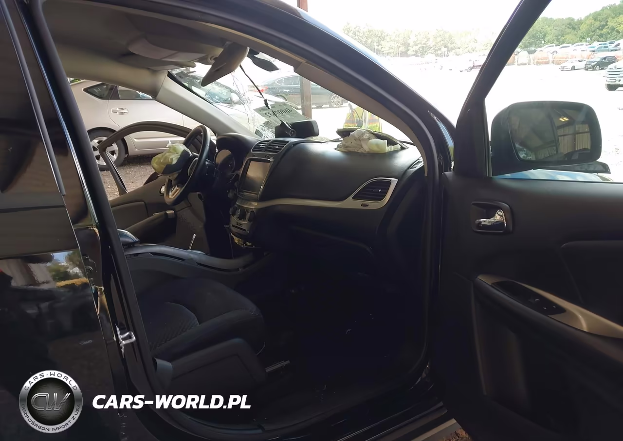 2019 Dodge Journey Se VIN:3C4PDCBB2KT797960 - 5