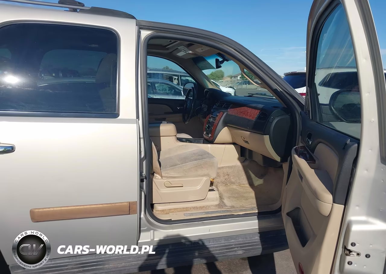 2007 Chevrolet Tahoe Lt VIN:1GNFC13057R305185 - 5