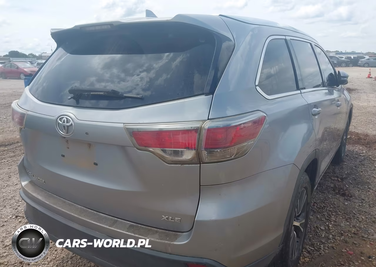2016 Toyota Highlander Xle V6 VIN:5TDKKRFH8GS121838 - 4