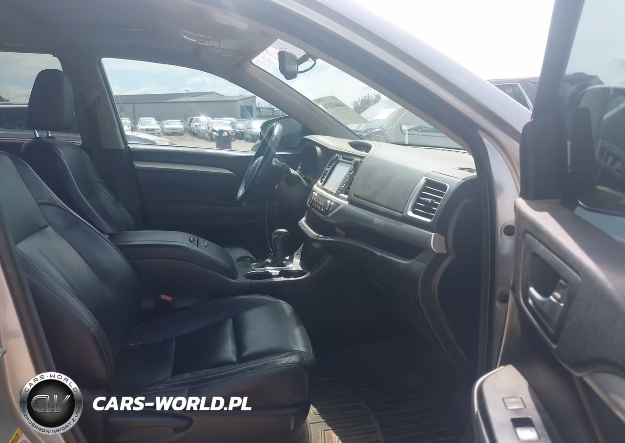 2016 Toyota Highlander Xle V6 VIN:5TDKKRFH8GS121838 - 5