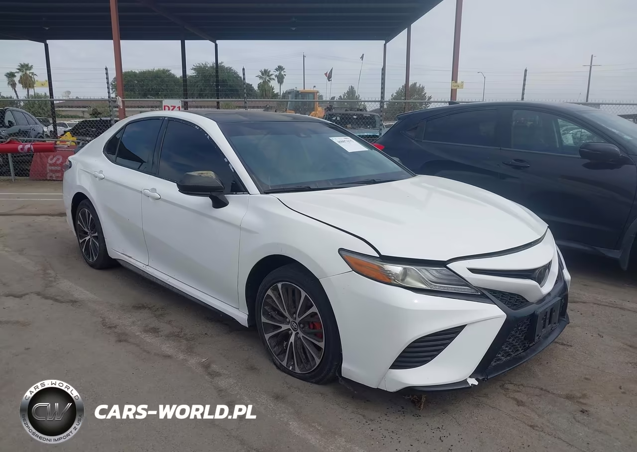 2019 Toyota Camry Se – zdjęcie 1 z 19