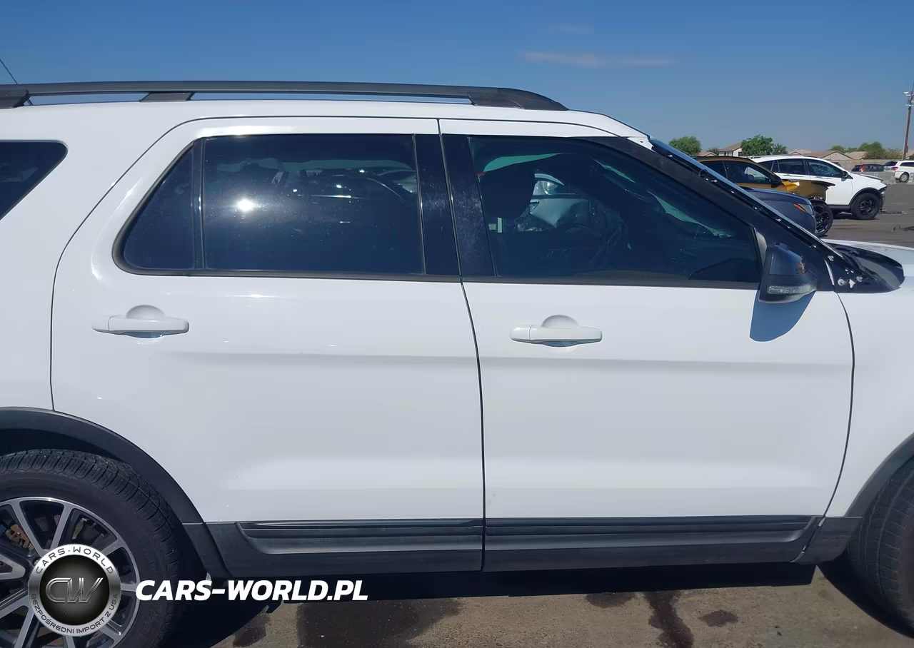 2015 Ford Explorer Xlt VIN:1FM5K7D89FGB02269 - 13
