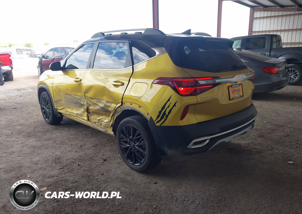 2023 Kia Seltos Nightfall Edition VIN:KNDEUCA29P7398600 - 3