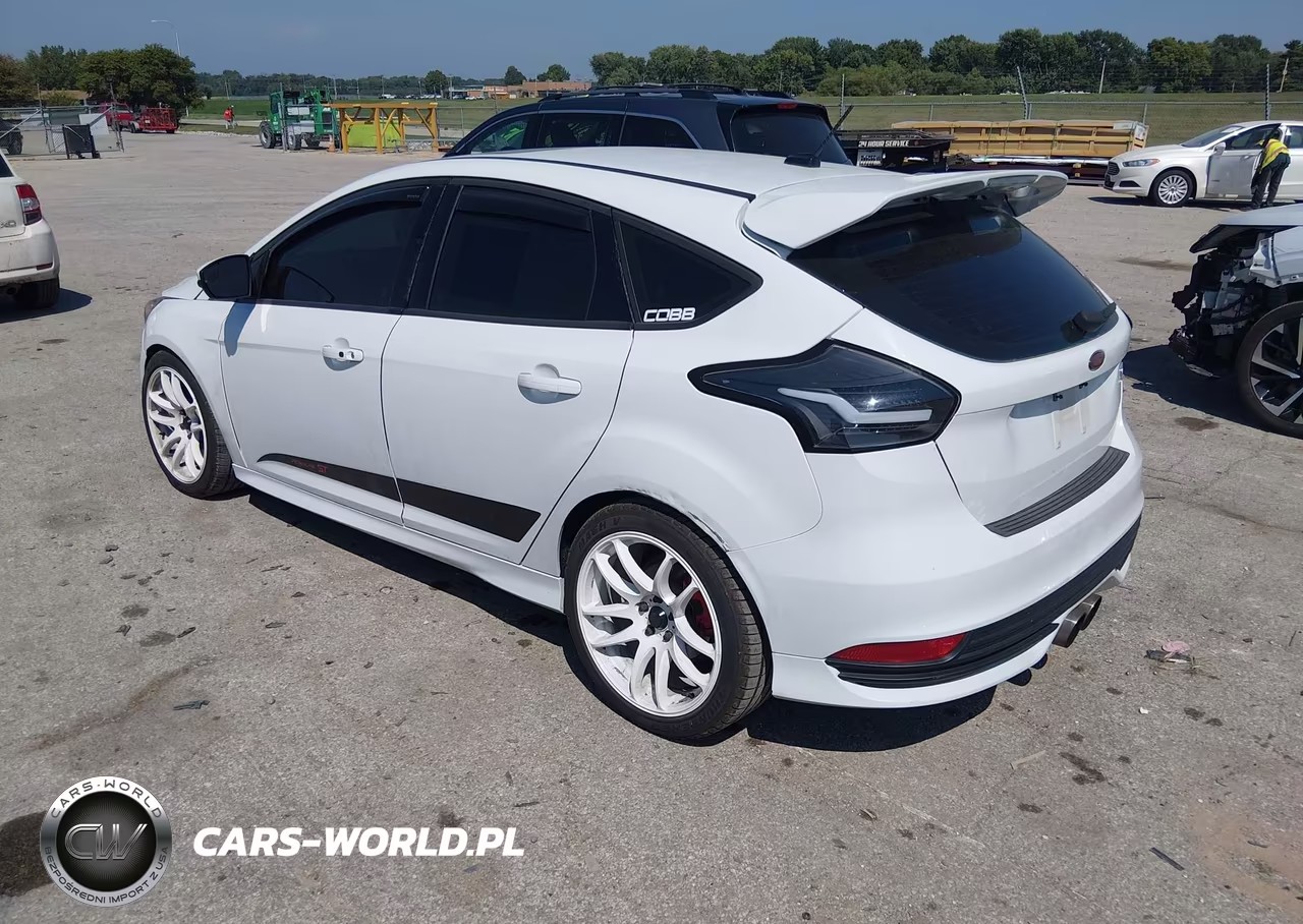 2016 Ford Focus St VIN:1FADP3L90GL289453 - 3