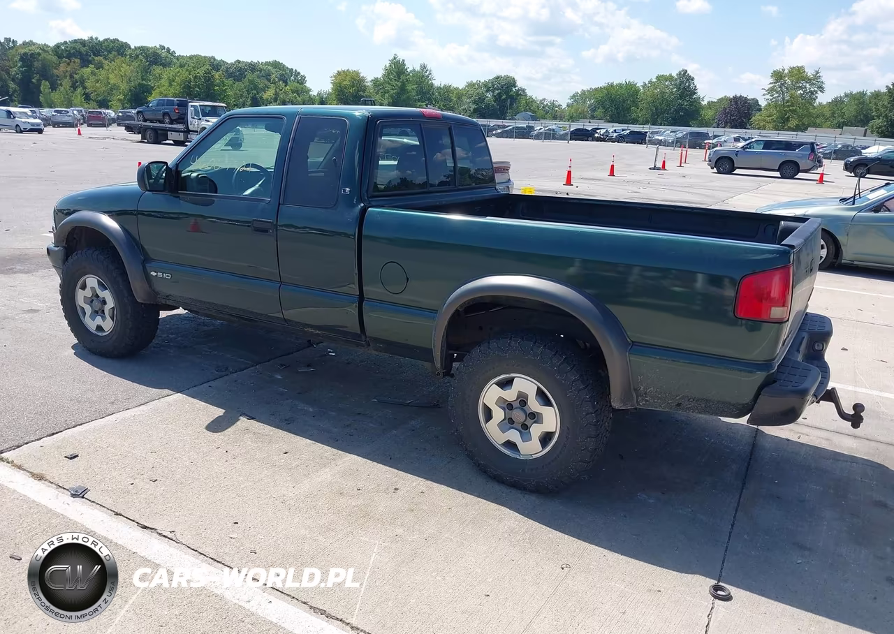 2003 Chevrolet S-10 Ls VIN:1GCCT19X838127787 - 3