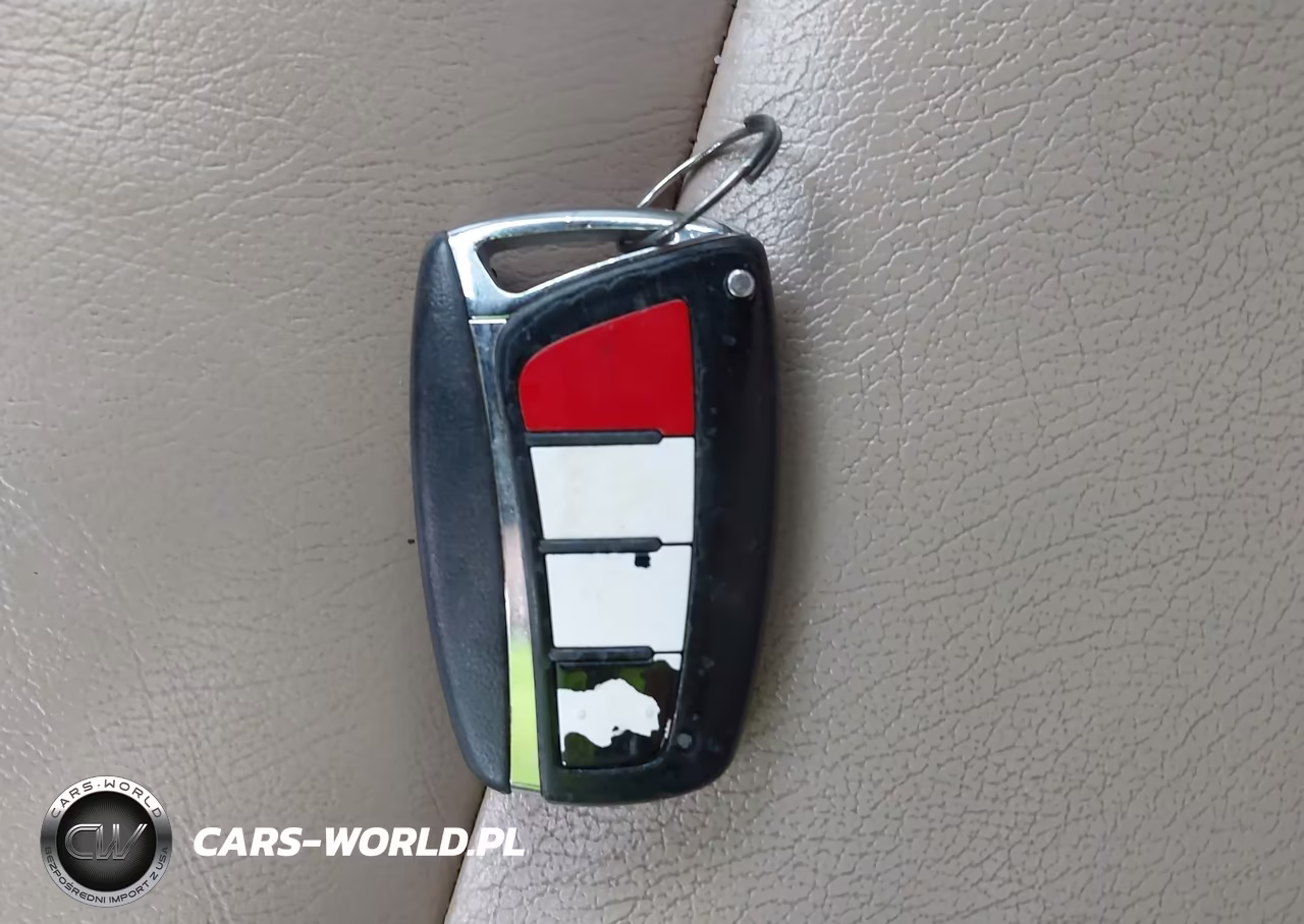 2013 Hyundai Santa Fe Sport 2.0T VIN:5XYZU3LA8DG045947 - 11