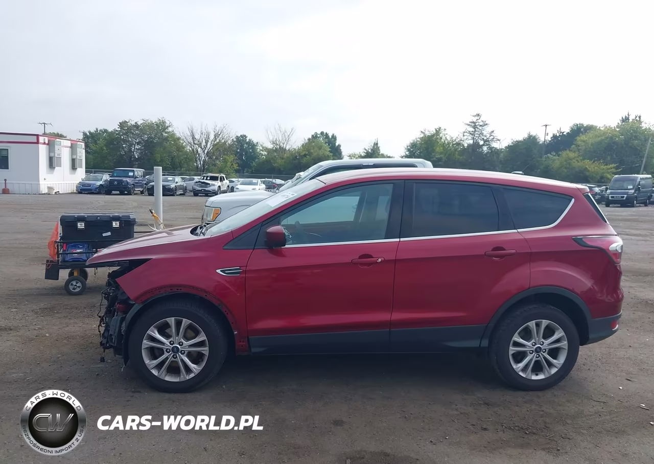 2017 Ford Escape Se VIN:1FMCU0GD3HUB48413 - 15