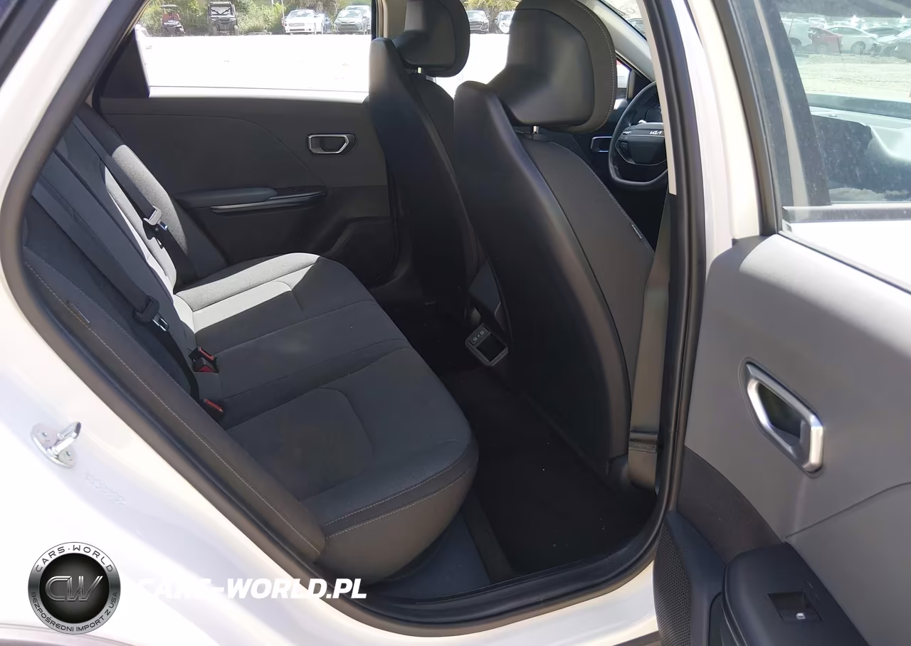 2026 Kia K4 Lxs VIN:3KPFT4DE7TE336853 - 8
