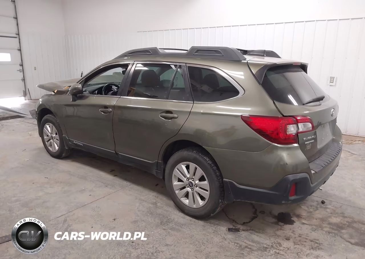 2018 Subaru Outback 2.5I Premium VIN:4S4BSAFC6J3208891 - 3