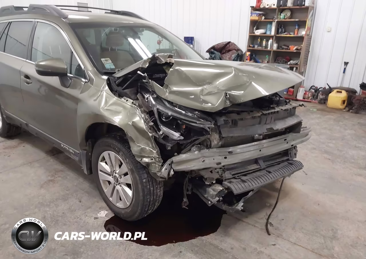 2018 Subaru Outback 2.5I Premium VIN:4S4BSAFC6J3208891 - 6