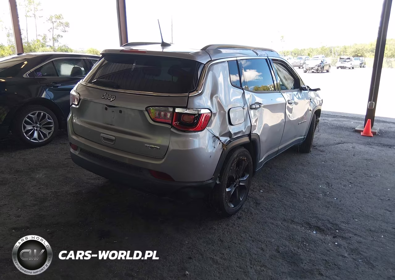 2019 Jeep Compass Sun And Wheel Fwd VIN:3C4NJCBB2KT762786 - 4