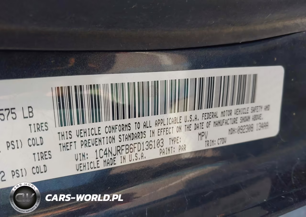 2015 Jeep Patriot Latitude VIN:1C4NJRFB6FD136103 - 9