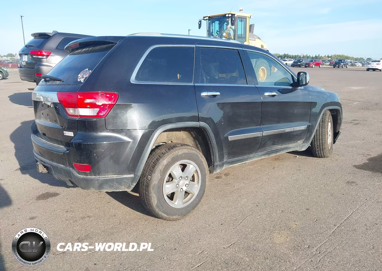 2012 Jeep Grand Cherokee Laredo VIN:1C4RJFAG3CC222327 - 4