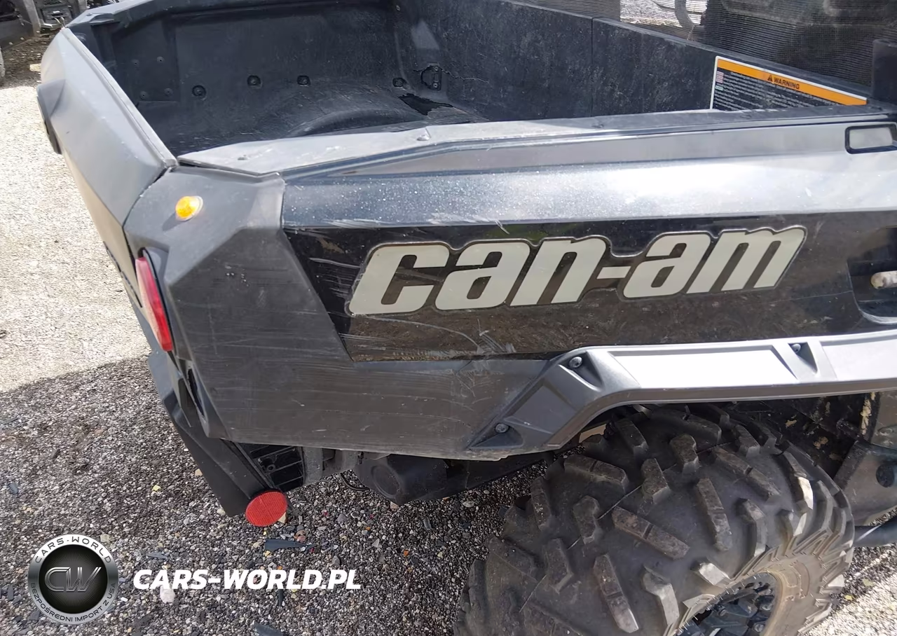2017 Can-Am Commander 1000 Xt-1000 Xt-P VIN:3JBKKAP26HJ001991 - 15