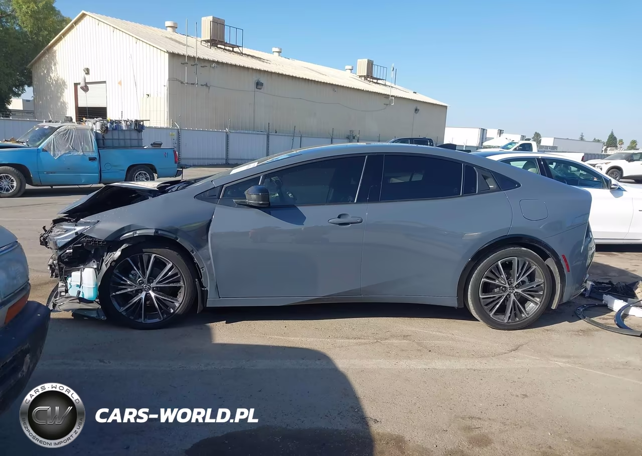2024 Toyota Prius Xle VIN:JTDACAAU1R3043227 - 15