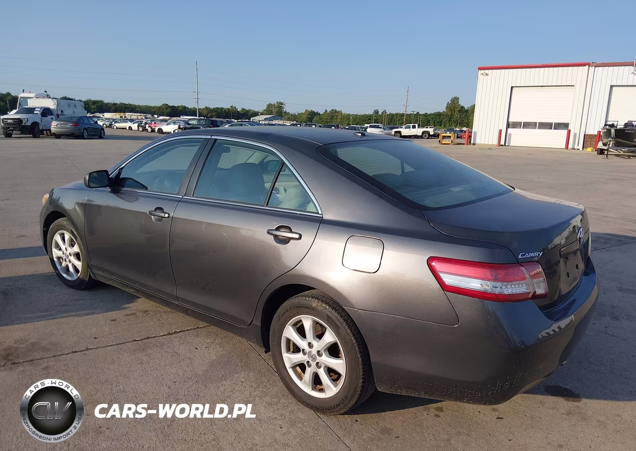 2010 Toyota Camry Le VIN:4T4BF3EK2AR073644 - 3