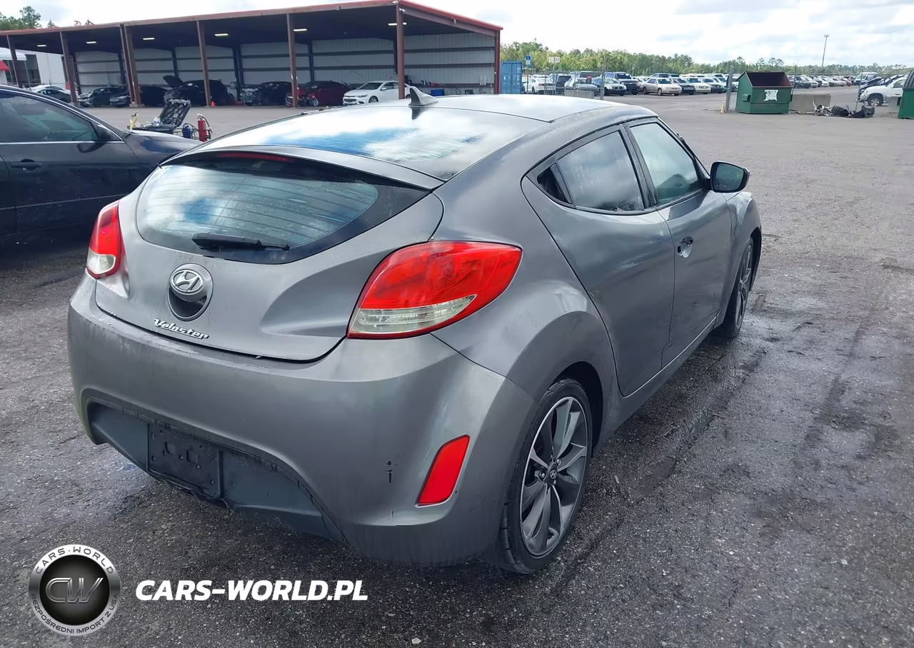 2012 Hyundai Veloster Base W-Black VIN:KMHTC6AD0CU069370 - 4