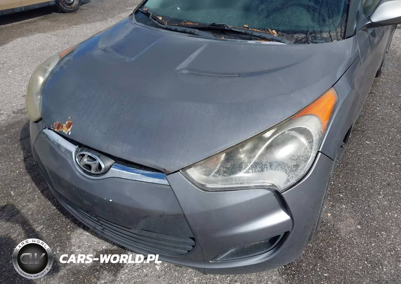 2012 Hyundai Veloster Base W-Black VIN:KMHTC6AD0CU069370 - 6