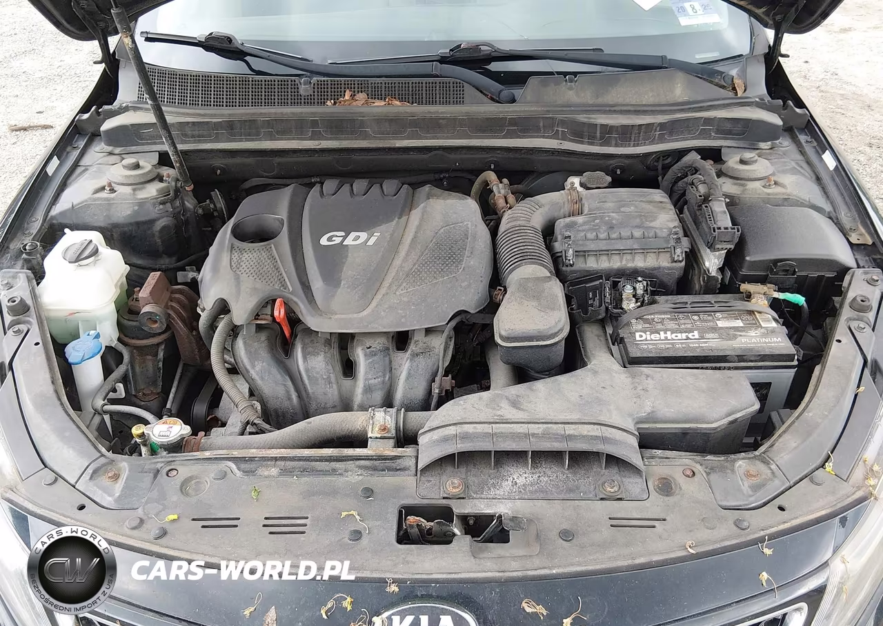 2015 Kia Optima Lx VIN:5XXGM4A76FG497326 - 10