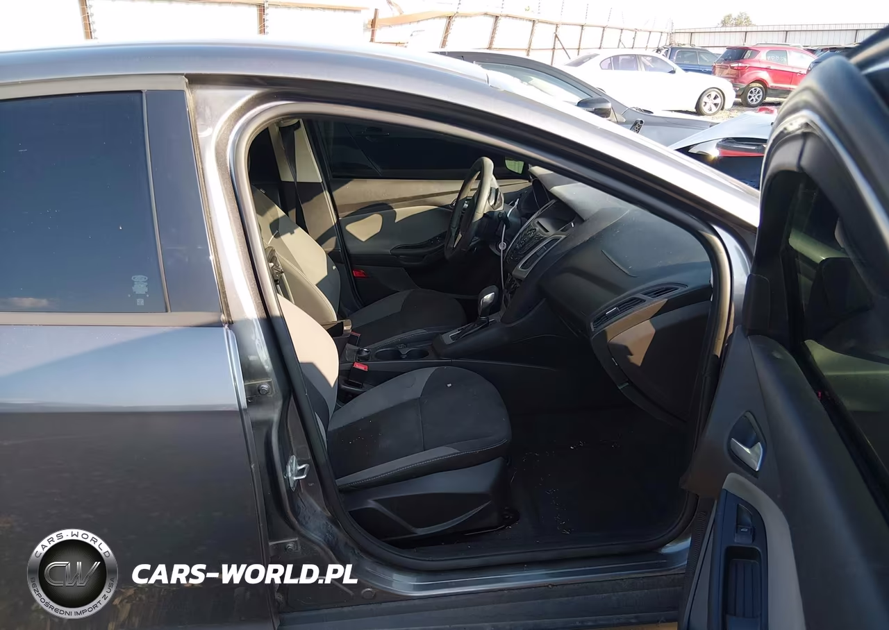 2013 Ford Focus Se VIN:1FADP3K20DL376754 - 5