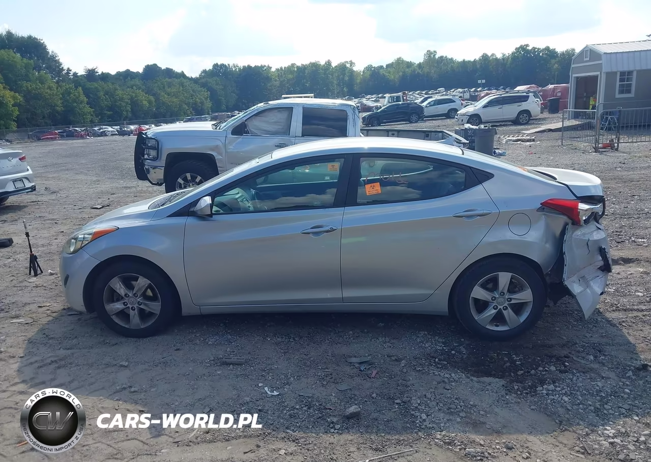 2013 Hyundai Elantra Gls VIN:5NPDH4AEXDH256375 - 14