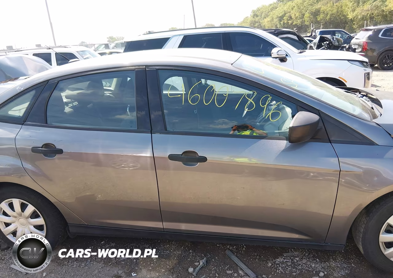 2014 Ford Focus S VIN:1FADP3E28EL154475 - 13