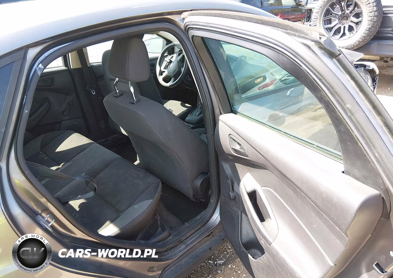 2014 Ford Focus S VIN:1FADP3E28EL154475 - 8