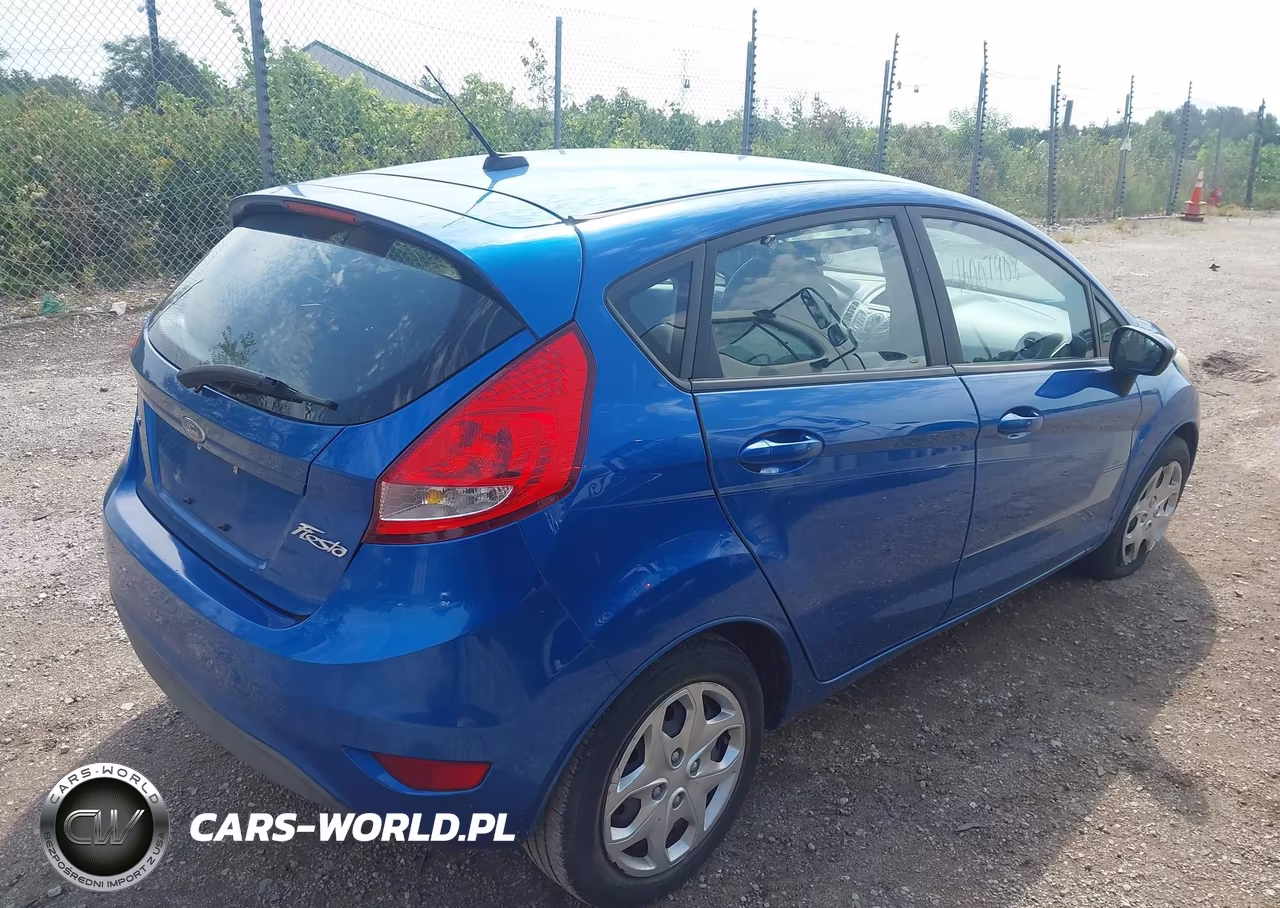 2011 Ford Fiesta Se VIN:3FADP4EJ5BM105788 - 4