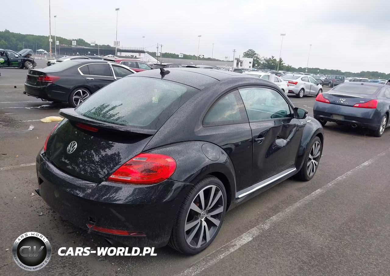 2015 Volkswagen Beetle 2.0T R-Line VIN:3VW4T7AT5FM639181 - 4