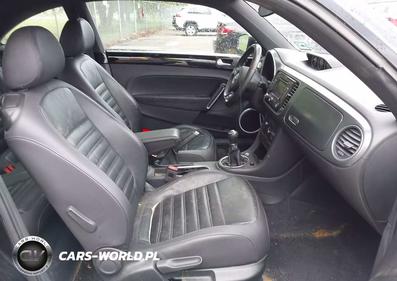 2015 Volkswagen Beetle 2.0T R-Line VIN:3VW4T7AT5FM639181 - 5