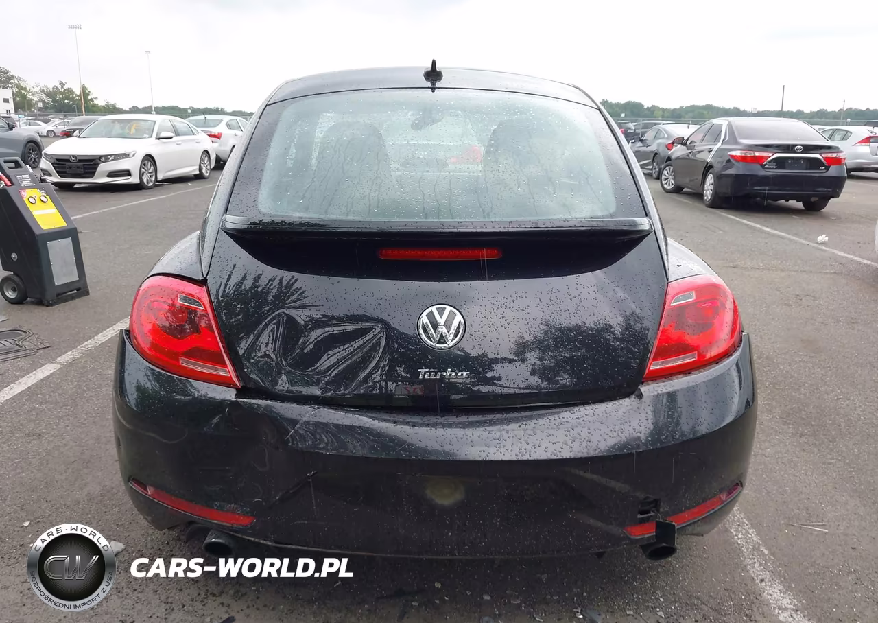 2015 Volkswagen Beetle 2.0T R-Line VIN:3VW4T7AT5FM639181 - 6