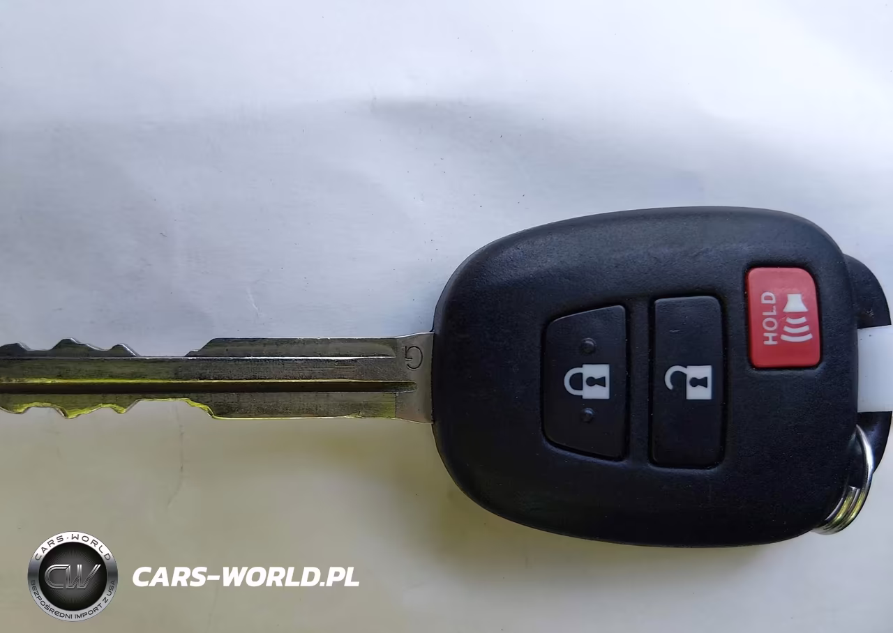 2014 Toyota Prius C Two VIN:JTDKDTB37E1574523 - 11