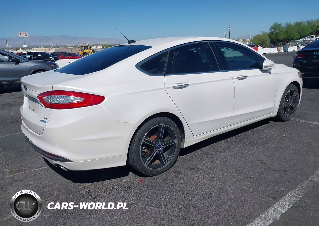 2015 Ford Fusion Se VIN:3FA6P0HD3FR226156 - 4