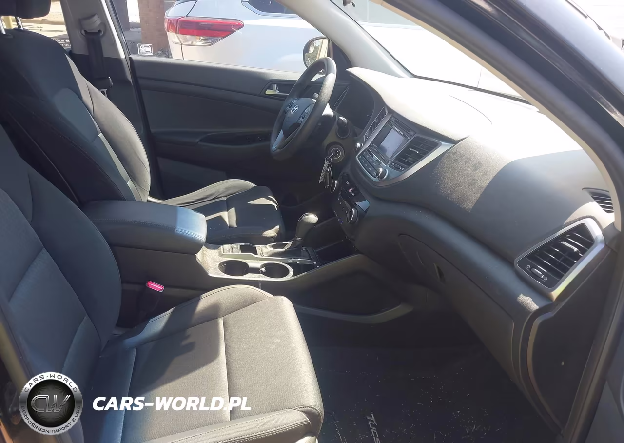 2017 Hyundai Tucson Se VIN:KM8J23A43HU536734 - 5