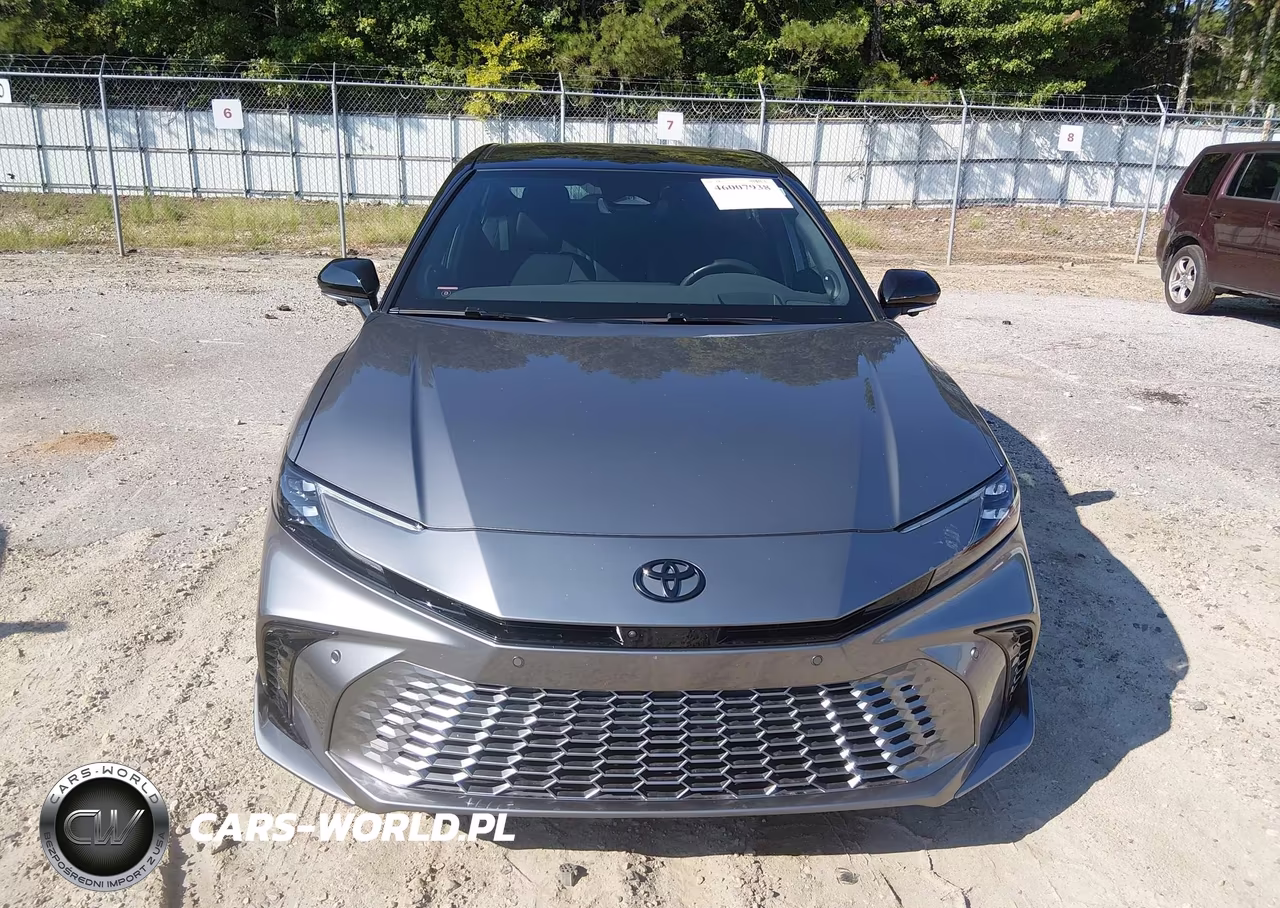 2025 Toyota Camry Xse VIN:4T1DAACK8SU609927 - 12